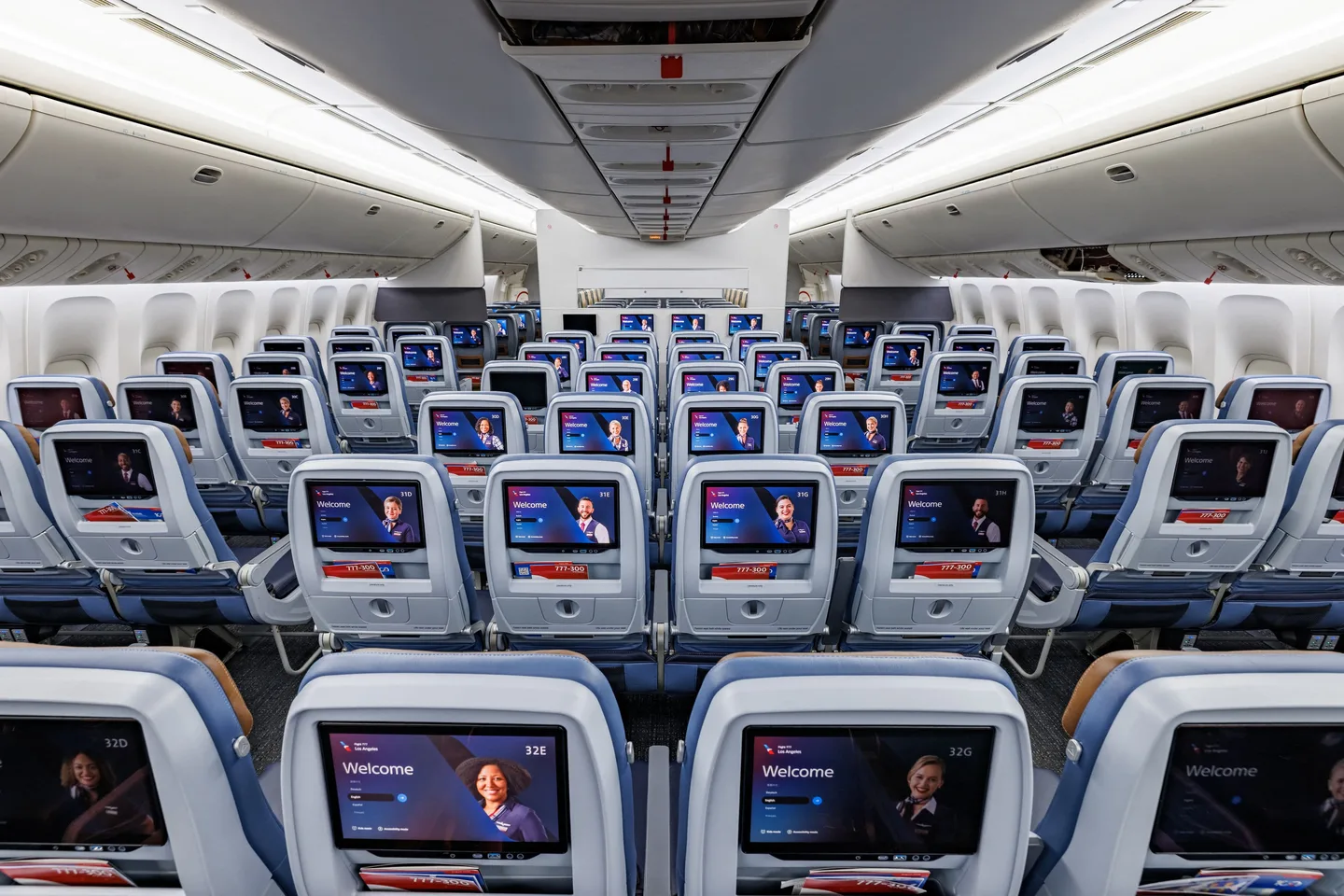 American Airlines says 30% of seats drive half of revenue as premium cabin rush heats up