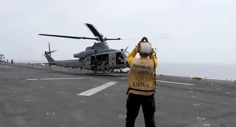 Iran's Guards Threaten to Hit New Targets if US Attacks