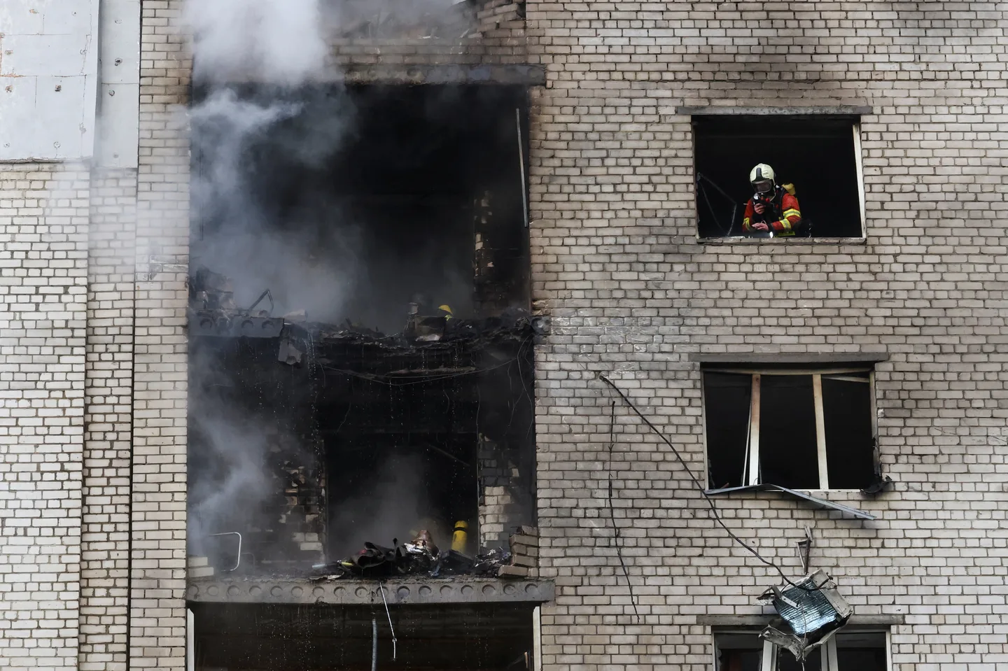 Israeli teenager killed during Russian drone strike on residential building in Kyiv