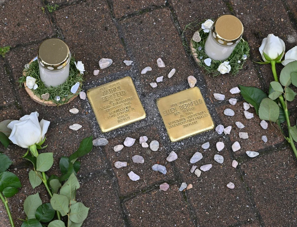 Karin Prien zu Stolperstein-Verbot: „Das ist ein Skandal“