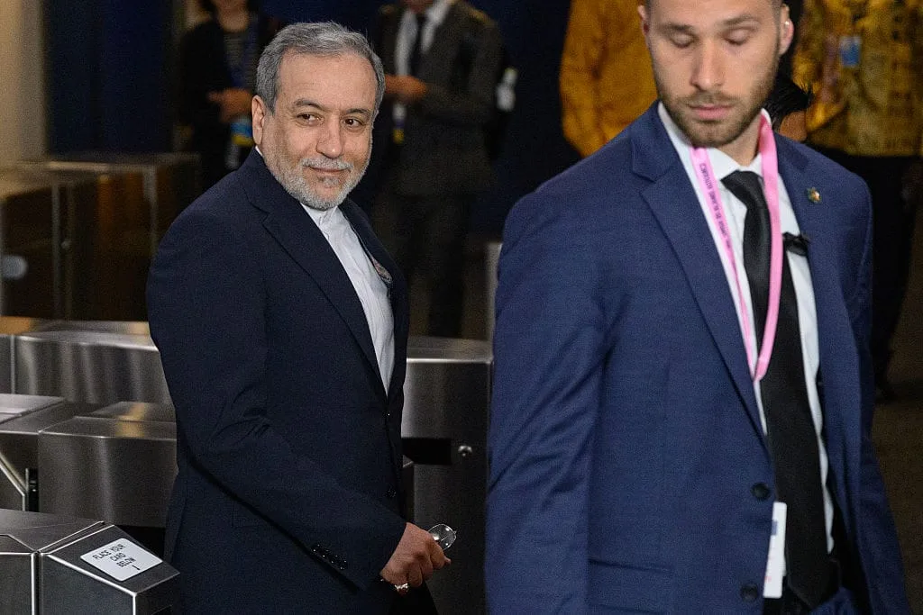 Iran submits plan to US for reopening Strait of Hormuz within seven days based on June MoU - report