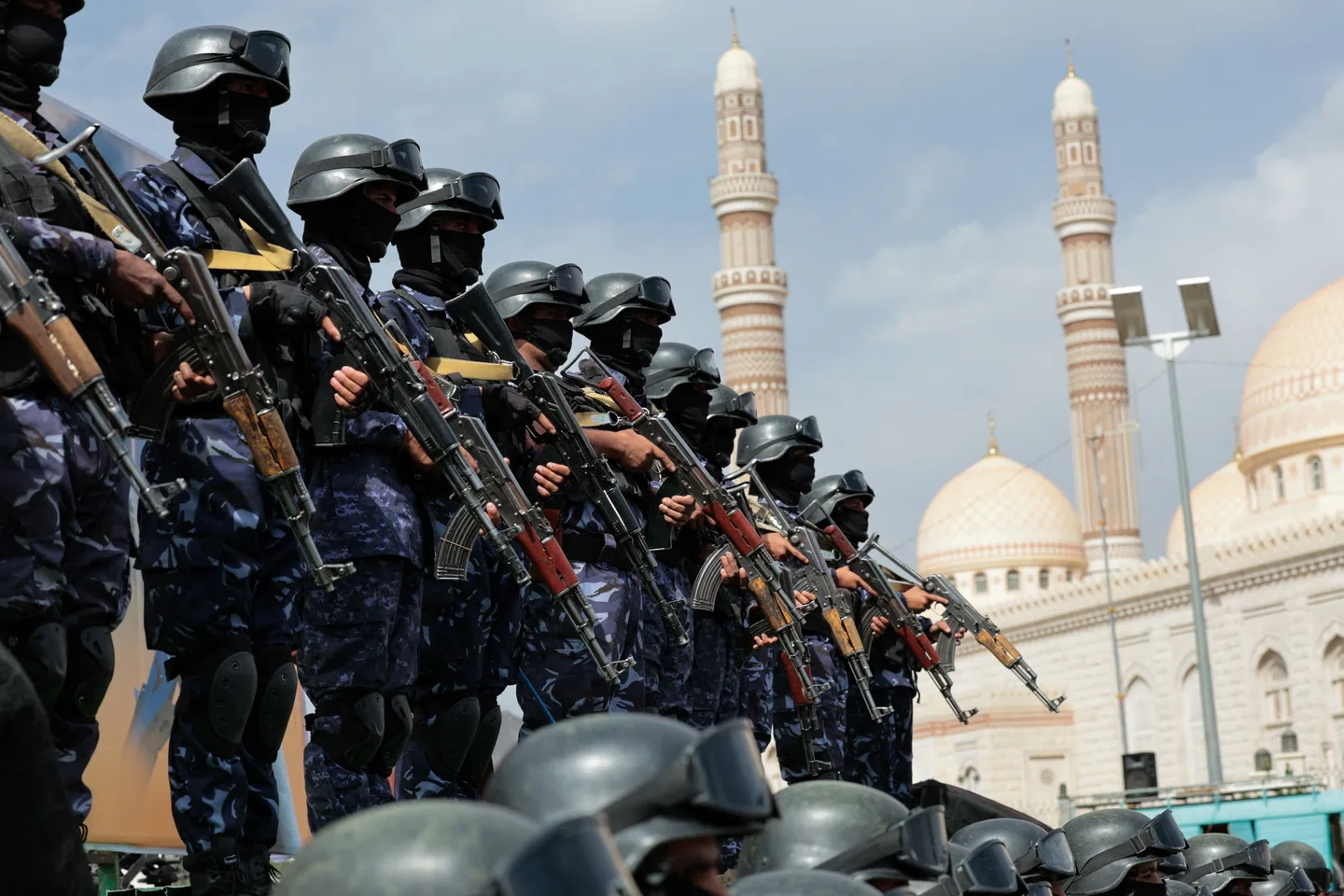Yemeni forces obtain intelligence, maps showing IRGC plan to takeover Bab al-Mandab Strait - report