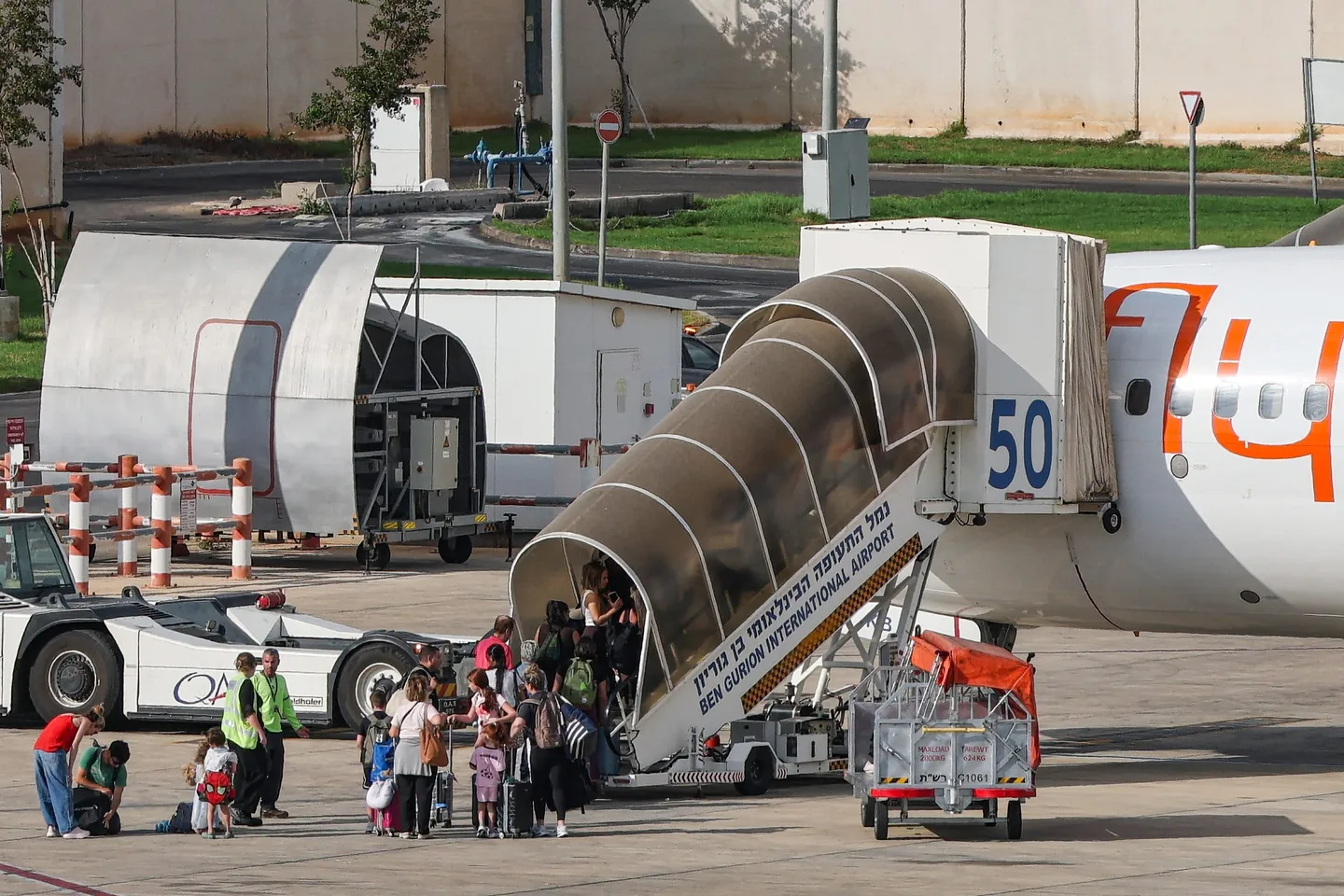 ‘We’re in charge of the flight now’: Passenger describes fight for flydubai cabin - interview