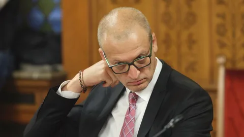 Tarr Zoltánék megerősítették: a miniszter az éj leple alatt, az újranyitás előtt nézte meg a Terror Házát