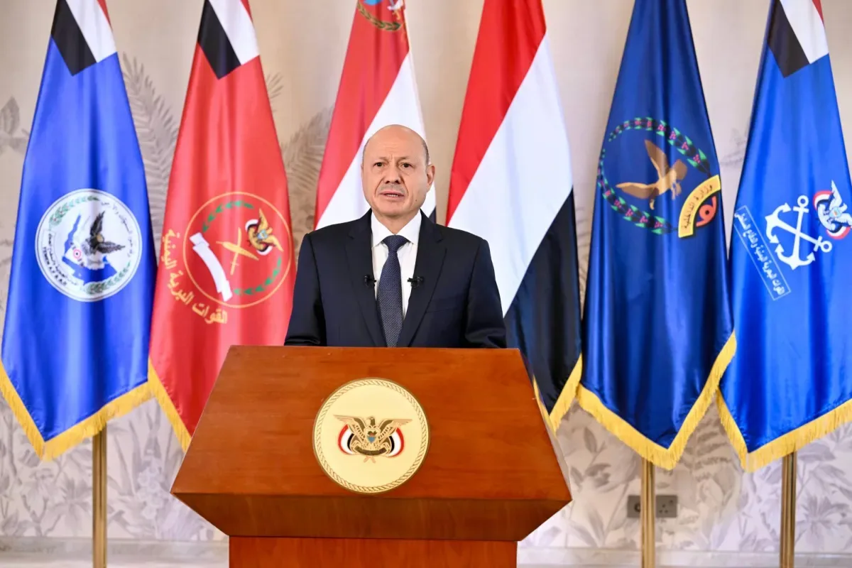 Al-Alimi Announces Start of Full-Scale Military Campaign Against Houthis