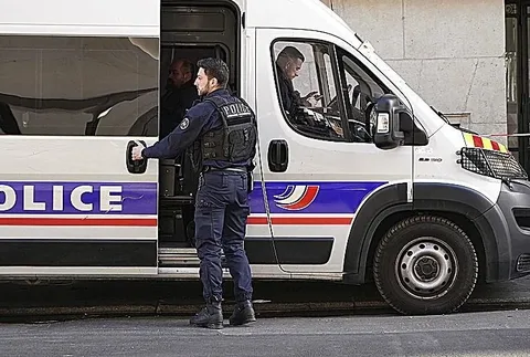 Cinco años de prisión para un monitor de extraescolares por agresiones sexuales a nueve niños en un colegio de París