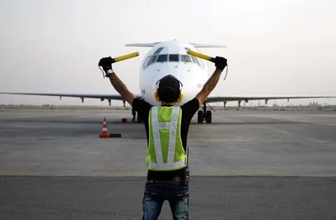 Iraq suspends all flights to and from Iran through Najaf airport starting on Friday