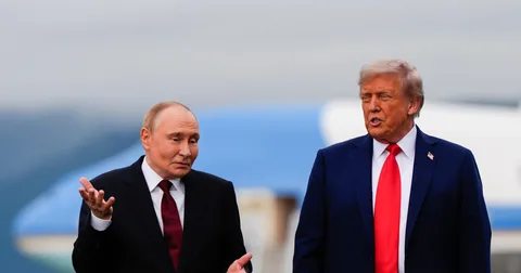 Discuțiile SUA-Rusia privind Ucraina includ un acord petrolier legat de aliații lui Trump: Cui ar vrea Putin să vândă Lukoil (NYT)