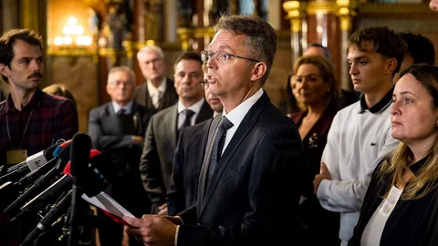 Havasi Bertalan: Hankó Balázs politikai fogoly, mandátumát nem adja vissza